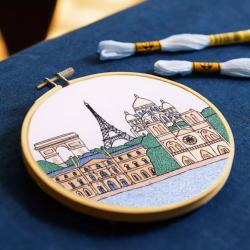 Monuments de Paris  - Kit broderie DMC & Kseniia Guseva