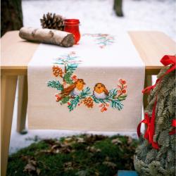 Les rouge-gorges dans les pins - Kit Chemin de Table Hiver - Vervaco
