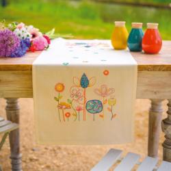 Kit Chemin de table Fleurs Stylisées - Vervaco